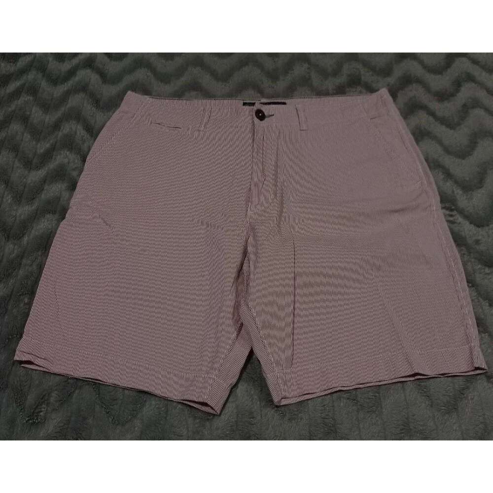 American Eagle Mens Size 36 Red White Stripe 100% Cotton Classic Shorts